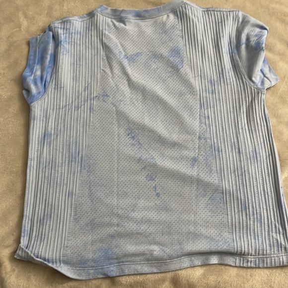 Excellent condition swiftly train to be short sleeve - Picture 2 of 2